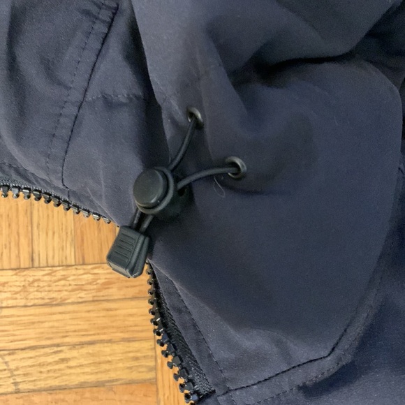 Canada Goose (Slim-Fit) - Picture 13 of 15